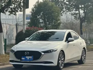 Mazda Mazda3 2021 купить из Китая, цена 1 888 000 ₽ — Suifenhe Auto