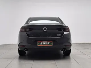 Mazda Mazda3 2019 купить из Китая, цена 1 782 000 ₽ — Suifenhe Auto