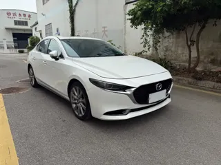Mazda Mazda3 2021 купить из Китая, цена 1 917 000 ₽ — Suifenhe Auto