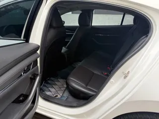 Mazda Mazda3 2021 купить из Китая, цена 1 917 000 ₽ — Suifenhe Auto
