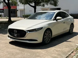 Mazda Mazda3 2021 купить из Китая, цена 2 007 000 ₽ — Suifenhe Auto