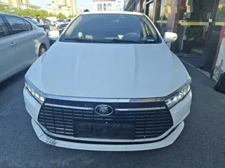BYD Qin 2020 купить из Китая, цена 1 131 000 ₽ — Suifenhe Auto