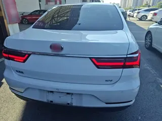 BYD Qin 2020 купить из Китая, цена 1 131 000 ₽ — Suifenhe Auto