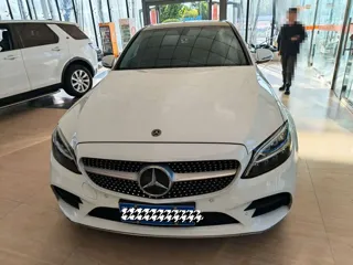 Mercedes-Benz C-Class 2021 купить из Китая, цена 2 100 000 ₽ — Suifenhe Auto