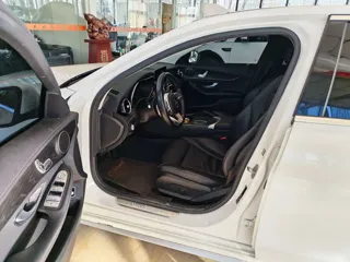 Mercedes-Benz C-Class 2021 купить из Китая, цена 2 100 000 ₽ — Suifenhe Auto