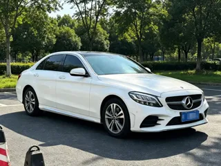 Mercedes-Benz C-Class 2019 купить из Китая, цена 2 048 000 ₽ — Suifenhe Auto