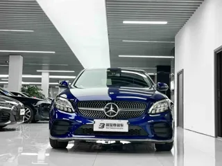 Mercedes-Benz C-Class 2020 купить из Китая, цена 2 100 000 ₽ — Suifenhe Auto