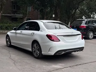 Mercedes-Benz C-Class 2019 купить из Китая, цена 1 942 000 ₽ — Suifenhe Auto