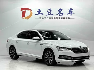 Skoda Superb 2022 купить из Китая, цена 2 315 000 ₽ — Suifenhe Auto