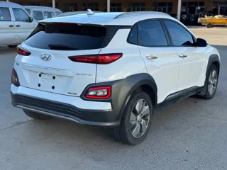 Hyundai Encino EV 2021 купить из Китая, цена 3 192 000 ₽ — Suifenhe Auto