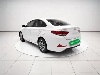 Hyundai Elantra Yuedong 2020 купить из Китая, цена 1 227 000 ₽ — Suifenhe Auto