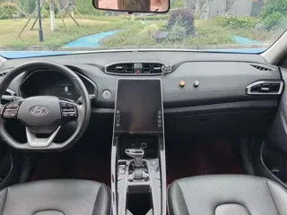 Hyundai ix25 2021 купить из Китая, цена 1 419 000 ₽ — Suifenhe Auto