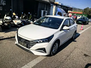 Hyundai Verna 2020 купить из Китая, цена 1 089 000 ₽ — Suifenhe Auto