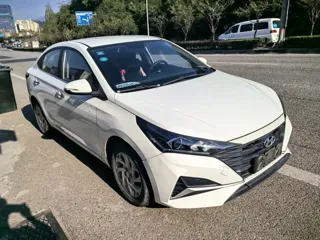 Hyundai Verna 2020 купить из Китая, цена 1 089 000 ₽ — Suifenhe Auto