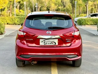 Nissan Tiida 2020 купить из Китая, цена 1 372 000 ₽ — Suifenhe Auto