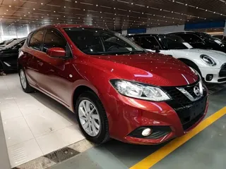 Nissan Tiida 2020 купить из Китая, цена 1 469 000 ₽ — Suifenhe Auto