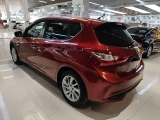 Nissan Tiida 2020 купить из Китая, цена 1 469 000 ₽ — Suifenhe Auto