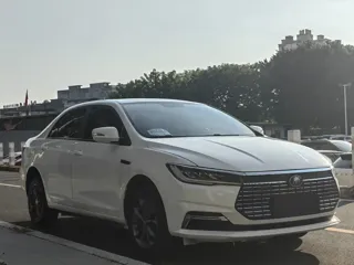 BYD Qin 2020 купить из Китая, цена 1 011 000 ₽ — Suifenhe Auto