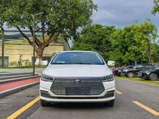 BYD Qin 2020 купить из Китая, цена 1 011 000 ₽ — Suifenhe Auto