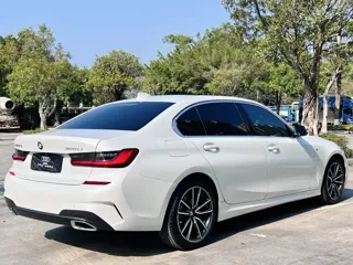 BMW 3-Series 2021 купить из Китая, цена 2 912 000 ₽ — Suifenhe Auto