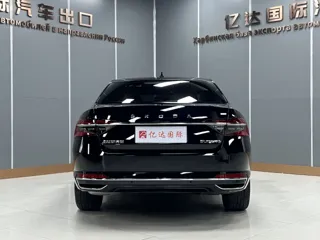Skoda Superb 2023 купить из Китая, цена 2 407 000 ₽ — Suifenhe Auto