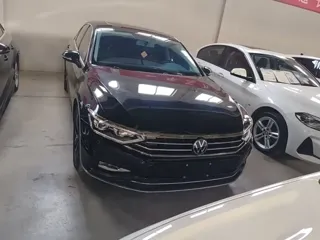 Volkswagen Magotan 2022 купить из Китая, цена 1 626 000 ₽ — Suifenhe Auto