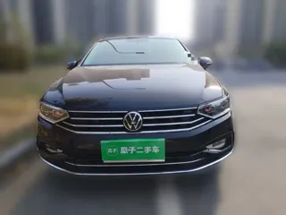 Volkswagen Magotan 2022 купить из Китая, цена 1 552 000 ₽ — Suifenhe Auto