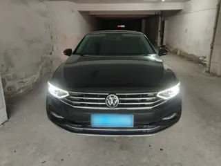 Volkswagen Magotan 2022 купить из Китая, цена 1 665 000 ₽ — Suifenhe Auto