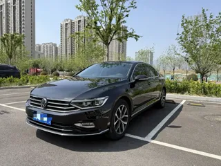 Volkswagen Magotan 2022 купить из Китая, цена 1 535 000 ₽ — Suifenhe Auto