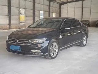 Volkswagen Magotan 2023 купить из Китая, цена 1 715 000 ₽ — Suifenhe Auto