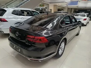 Volkswagen Magotan 2022 купить из Китая, цена 1 681 000 ₽ — Suifenhe Auto