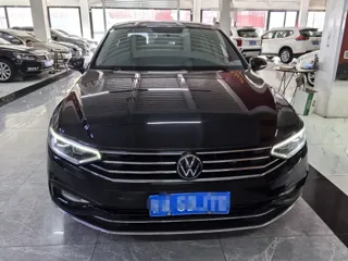 Volkswagen Magotan 2023 купить из Китая, цена 1 739 000 ₽ — Suifenhe Auto
