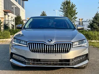 Skoda Superb 2023 купить из Китая, цена 2 289 000 ₽ — Suifenhe Auto