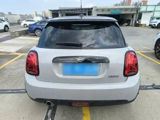 MINI Cooper 2020 купить из Китая, цена 1 875 000 ₽ — Suifenhe Auto