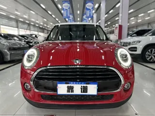 MINI Cooper 2020 купить из Китая, цена 1 969 000 ₽ — Suifenhe Auto