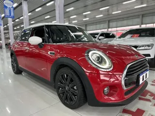MINI Cooper 2020 купить из Китая, цена 1 969 000 ₽ — Suifenhe Auto