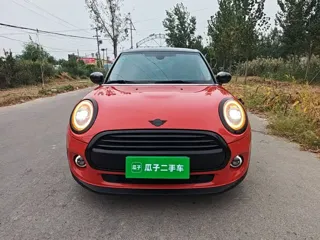 MINI Cooper 2019 купить из Китая, цена 1 848 000 ₽ — Suifenhe Auto