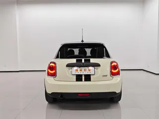 MINI Cooper 2019 купить из Китая, цена 1 591 000 ₽ — Suifenhe Auto