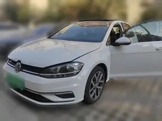 Volkswagen Golf 2020 купить из Китая, цена 1 591 000 ₽ — Suifenhe Auto