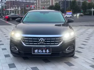 Volkswagen Passat 2021 купить из Китая, цена 1 744 000 ₽ — Suifenhe Auto