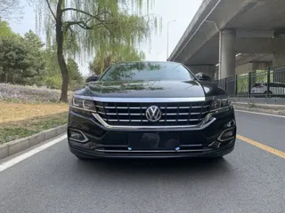 Volkswagen Passat 2020 купить из Китая, цена 1 483 000 ₽ — Suifenhe Auto