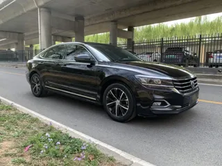 Volkswagen Passat 2020 купить из Китая, цена 1 483 000 ₽ — Suifenhe Auto