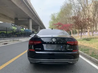 Volkswagen Passat 2020 купить из Китая, цена 1 483 000 ₽ — Suifenhe Auto