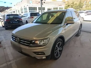 Volkswagen Tiguan L 2021 купить из Китая, цена 1 878 000 ₽ — Suifenhe Auto