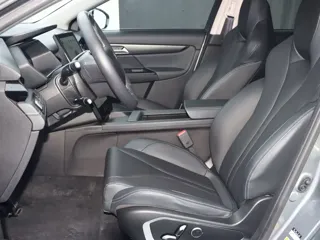 Xpeng G3 2020 купить из Китая, цена 3 093 000 ₽ — Suifenhe Auto