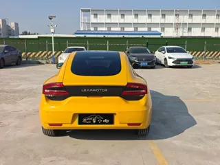 Leapmotor S01 2020 купить из Китая, цена 1 221 000 ₽ — Suifenhe Auto