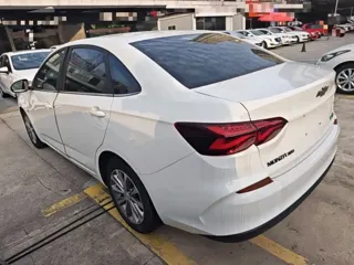 Chevrolet Monza 2020 купить из Китая, цена 1 237 000 ₽ — Suifenhe Auto