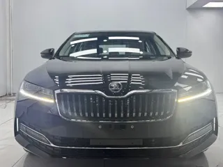 Skoda Superb 2023 купить из Китая, цена 2 756 000 ₽ — Suifenhe Auto