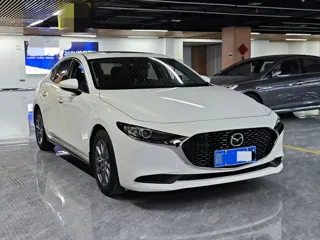Mazda Mazda3 2020 купить из Китая, цена 1 432 000 ₽ — Suifenhe Auto