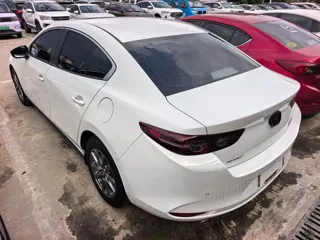 Mazda Mazda3 2020 купить из Китая, цена 1 418 000 ₽ — Suifenhe Auto